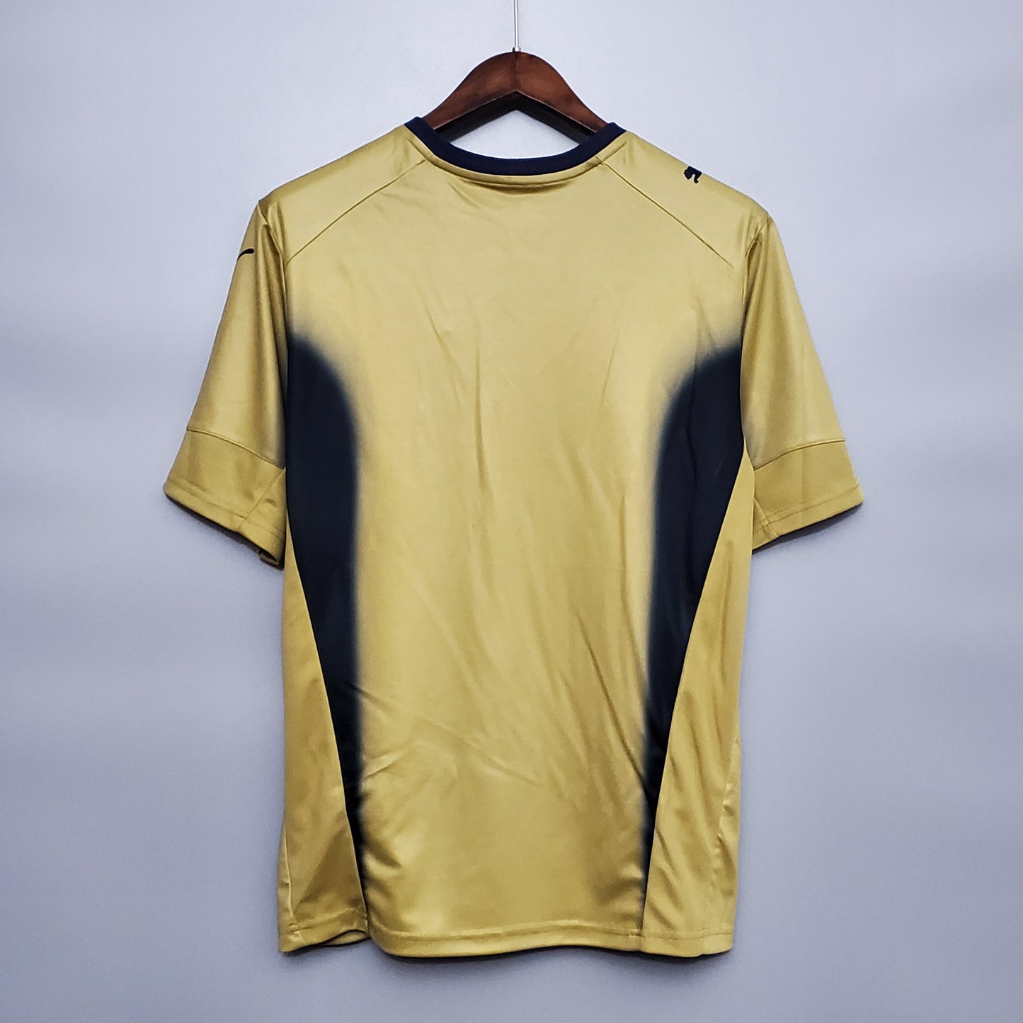 PUMA Italy Retro Jersey 06' Gold