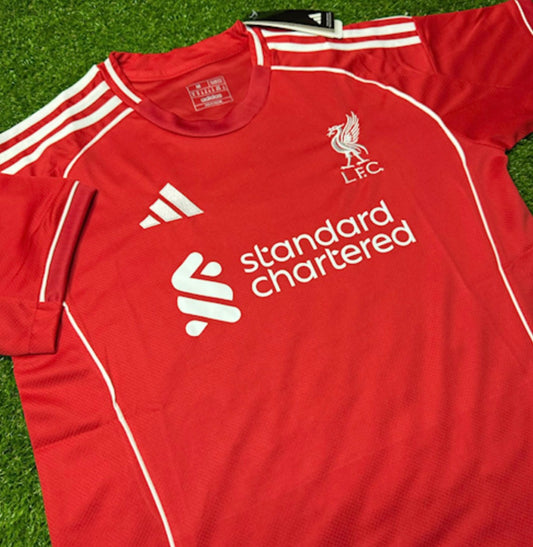 Liverpool 25-26 Domicile