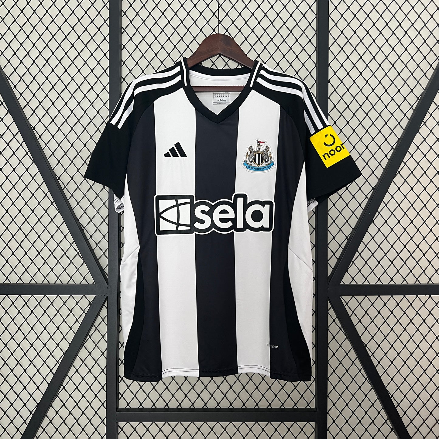 Newcastle ADIDAS 24-25 Domicile